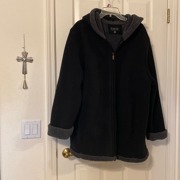 Braetan Jackets & Blazers - Braetan women’s fleece coat